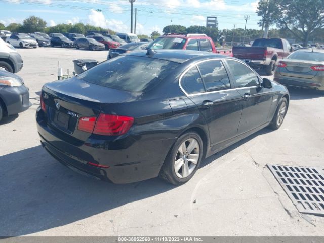 Photo 3 VIN: WBAXG5C53DD231355 - BMW 528I 