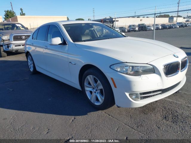 Photo 0 VIN: WBAXG5C54CDW24988 - BMW 528I 