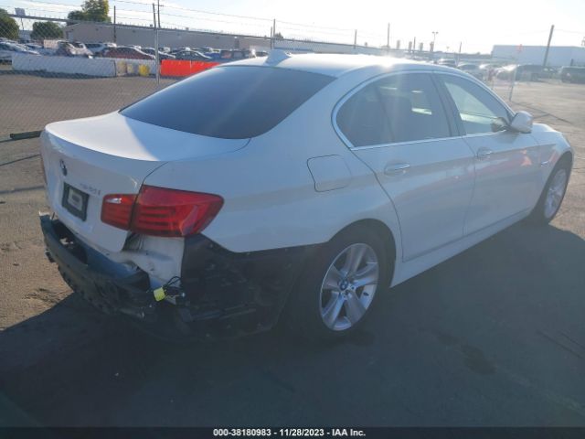 Photo 3 VIN: WBAXG5C54CDW24988 - BMW 528I 