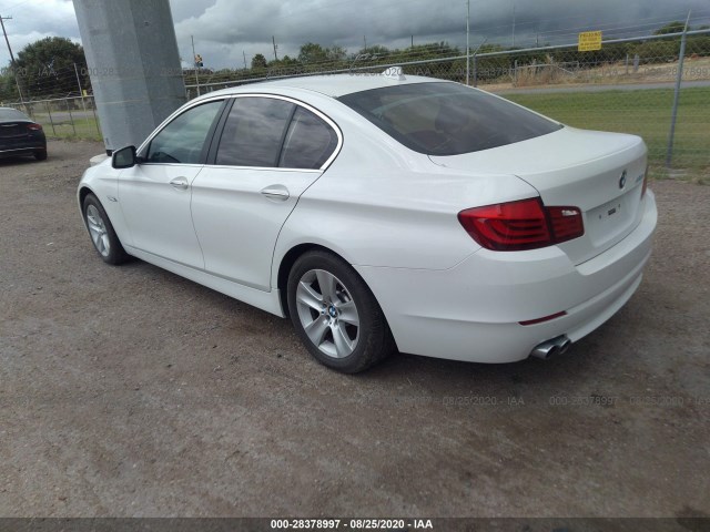 Photo 2 VIN: WBAXG5C54DDY33827 - BMW 5 