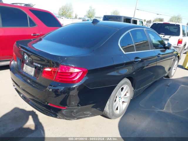 Photo 3 VIN: WBAXG5C54DDY37182 - BMW 528I 