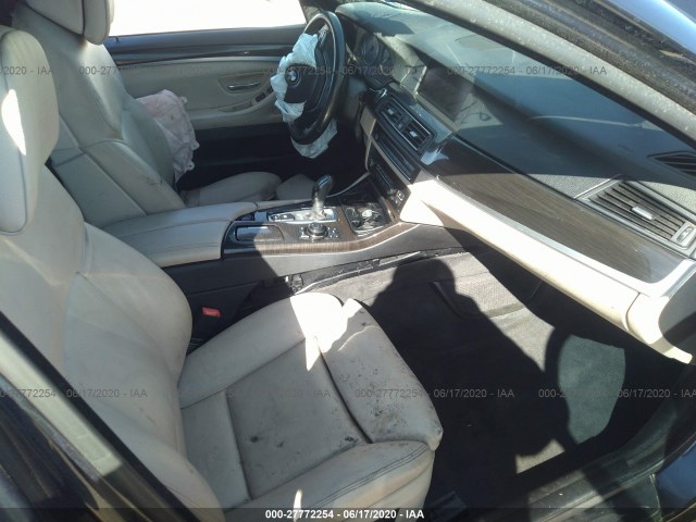 Photo 4 VIN: WBAXG5C55CDX02582 - BMW 5 