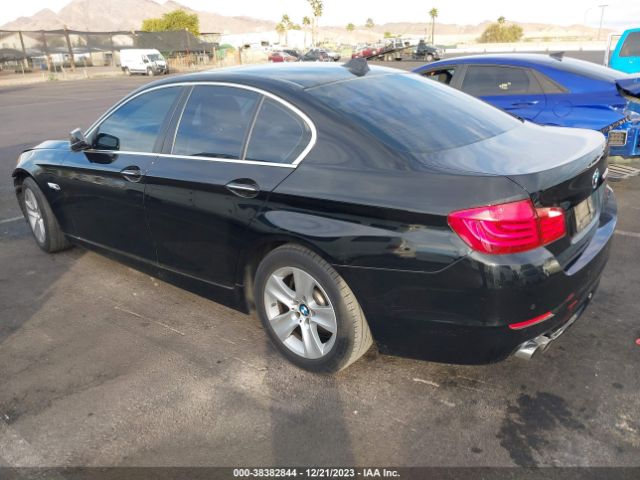 Photo 2 VIN: WBAXG5C55DD233964 - BMW 528I 