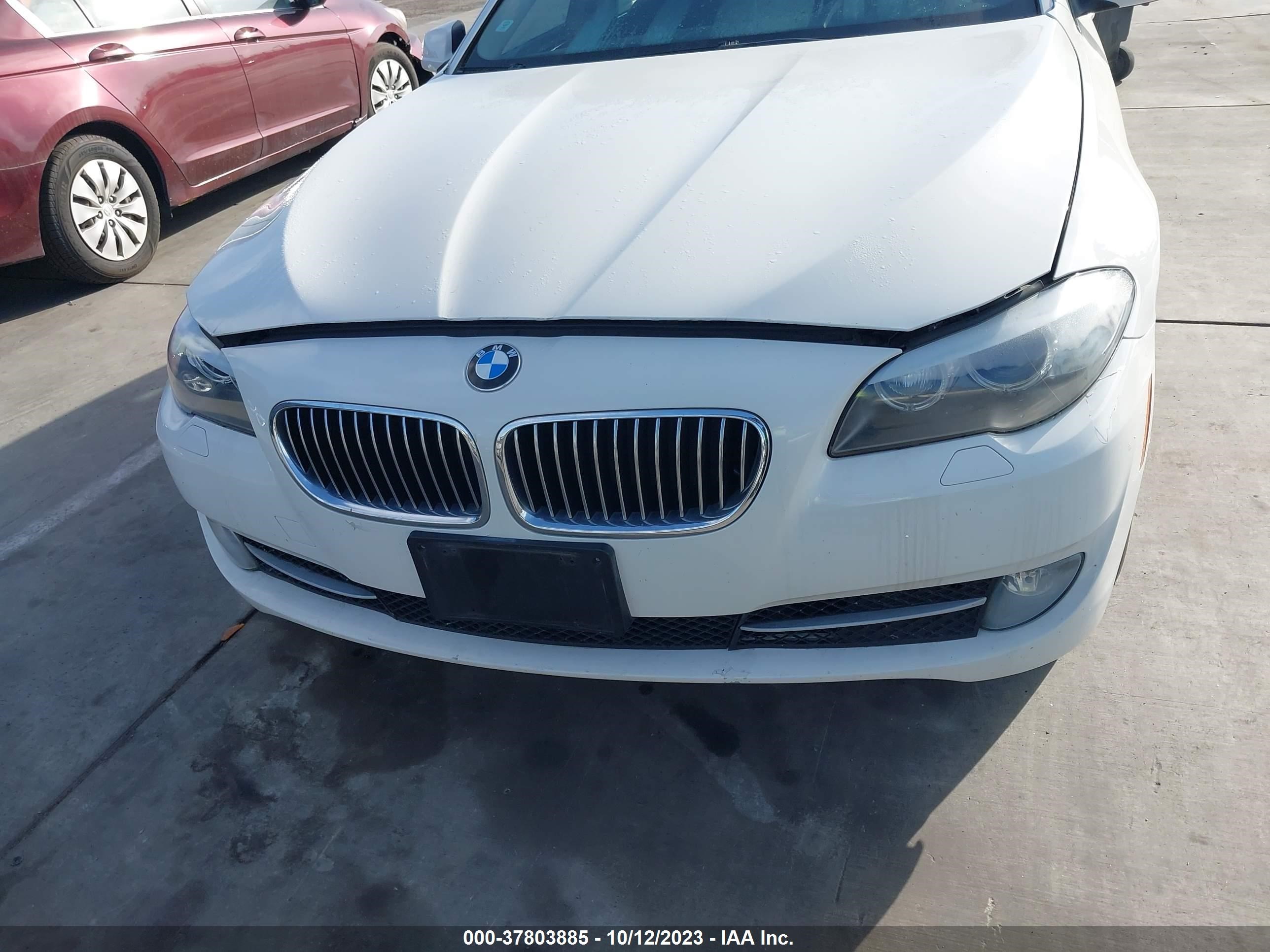 Photo 11 VIN: WBAXG5C56CDX01716 - BMW 5ER 