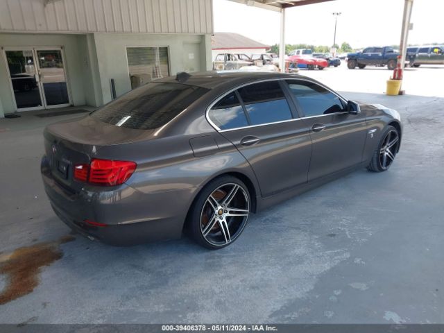 Photo 3 VIN: WBAXG5C56CDX04504 - BMW 528 