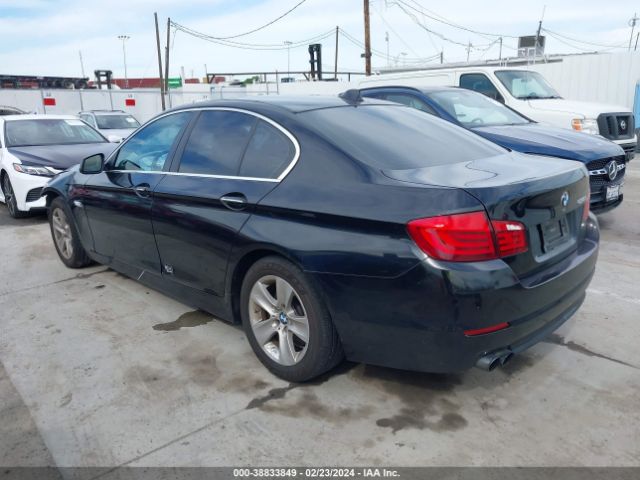 Photo 2 VIN: WBAXG5C56DDY31772 - BMW 528I 