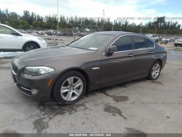 Photo 1 VIN: WBAXG5C57CDW24743 - BMW 5 