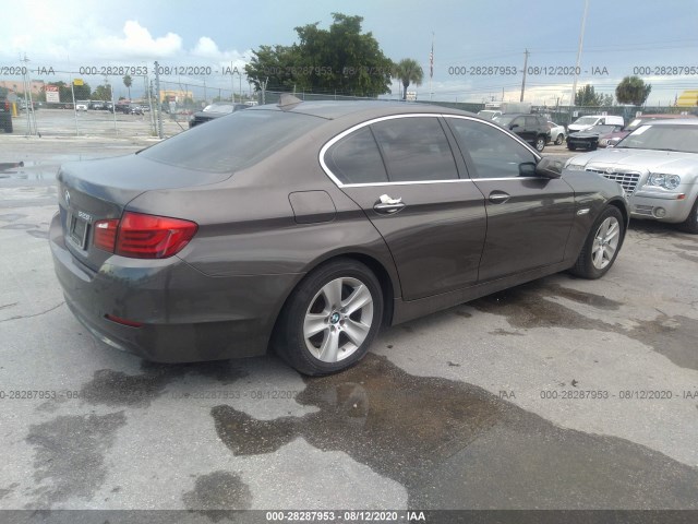 Photo 3 VIN: WBAXG5C57CDW24743 - BMW 5 