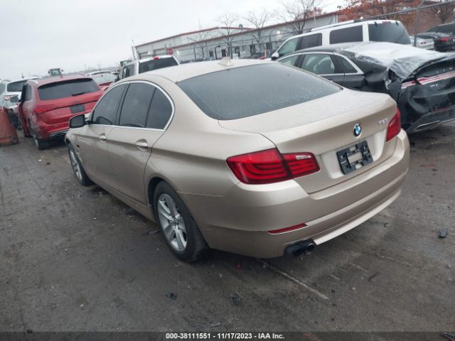 Photo 2 VIN: WBAXG5C57DD228622 - BMW 528I 