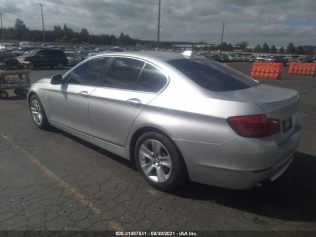 Photo 2 VIN: WBAXG5C57DDY30596 - BMW 5 