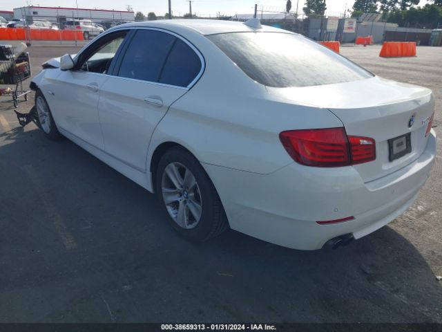 Photo 2 VIN: WBAXG5C58DD232341 - BMW 528I 