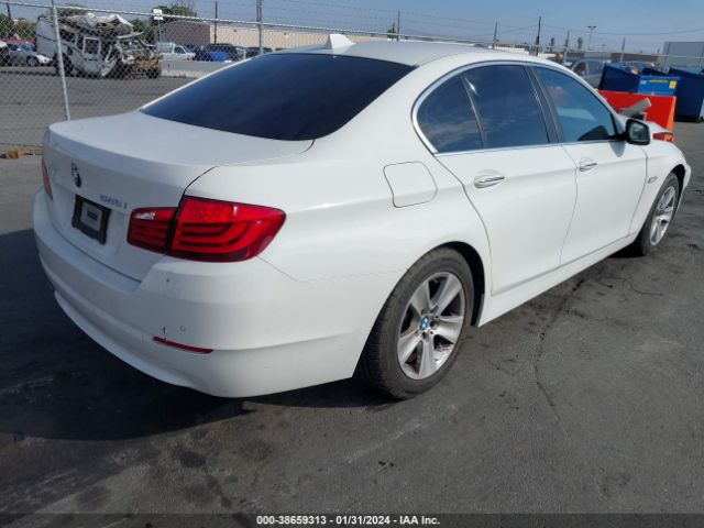 Photo 3 VIN: WBAXG5C58DD232341 - BMW 528I 