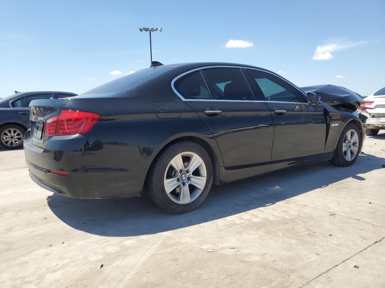 Photo 2 VIN: WBAXG5C58DDY32938 - BMW 5ER 