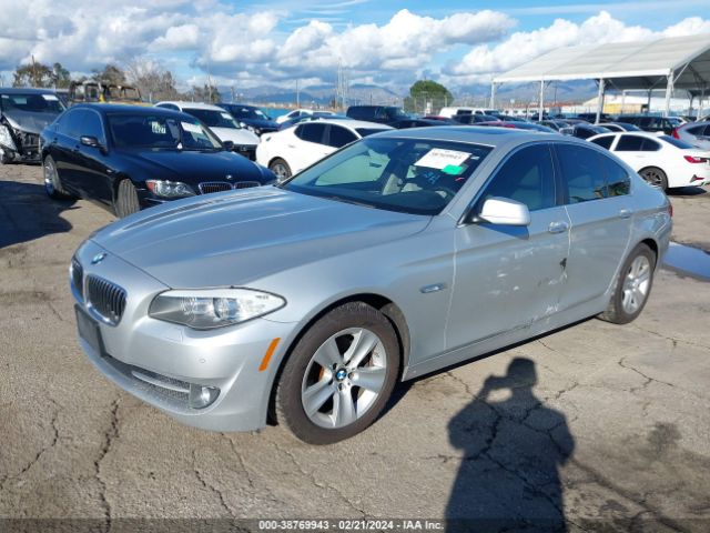 Photo 1 VIN: WBAXG5C59CDY28105 - BMW 528I 