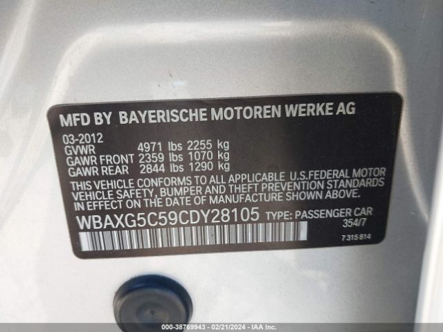 Photo 8 VIN: WBAXG5C59CDY28105 - BMW 528I 