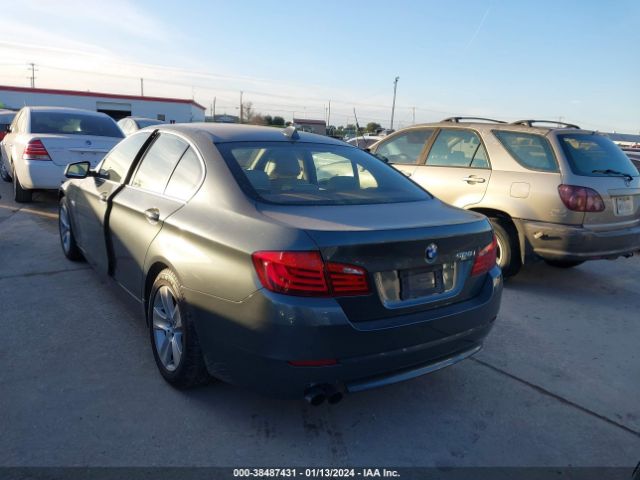 Photo 2 VIN: WBAXG5C59DD231473 - BMW 528I 