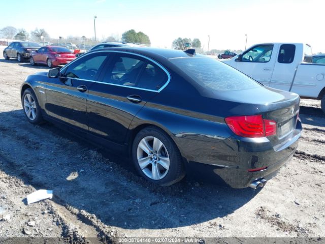 Photo 2 VIN: WBAXG5C59DD234227 - BMW 528I 