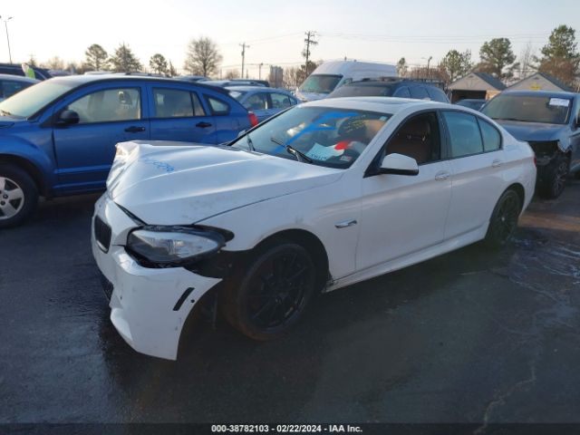 Photo 1 VIN: WBAXG5C5XCDW66372 - BMW 528I 