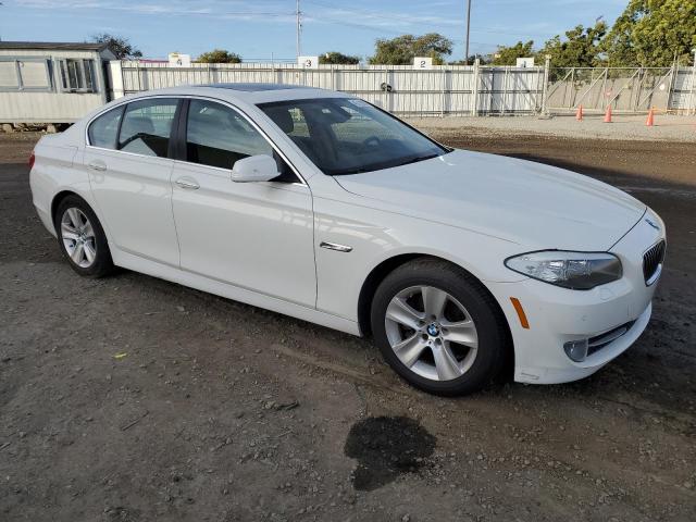 Photo 3 VIN: WBAXG5C5XCDW92101 - BMW 5 SERIES 