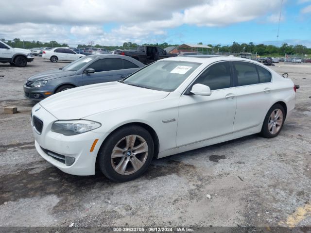 Photo 1 VIN: WBAXG5C5XCDX03291 - BMW 528I 