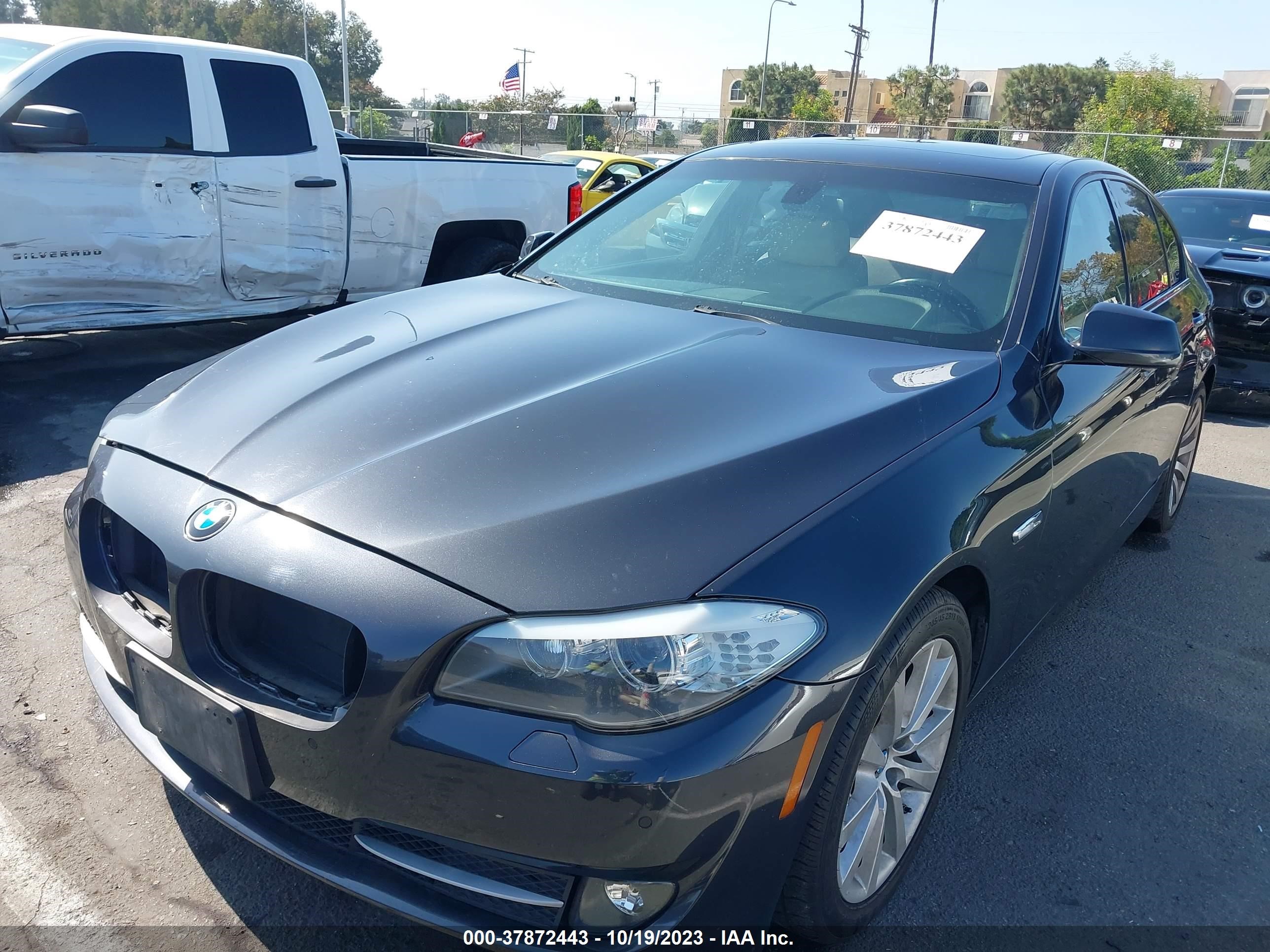 Photo 1 VIN: WBAXG5C5XCDX04084 - BMW 5ER 