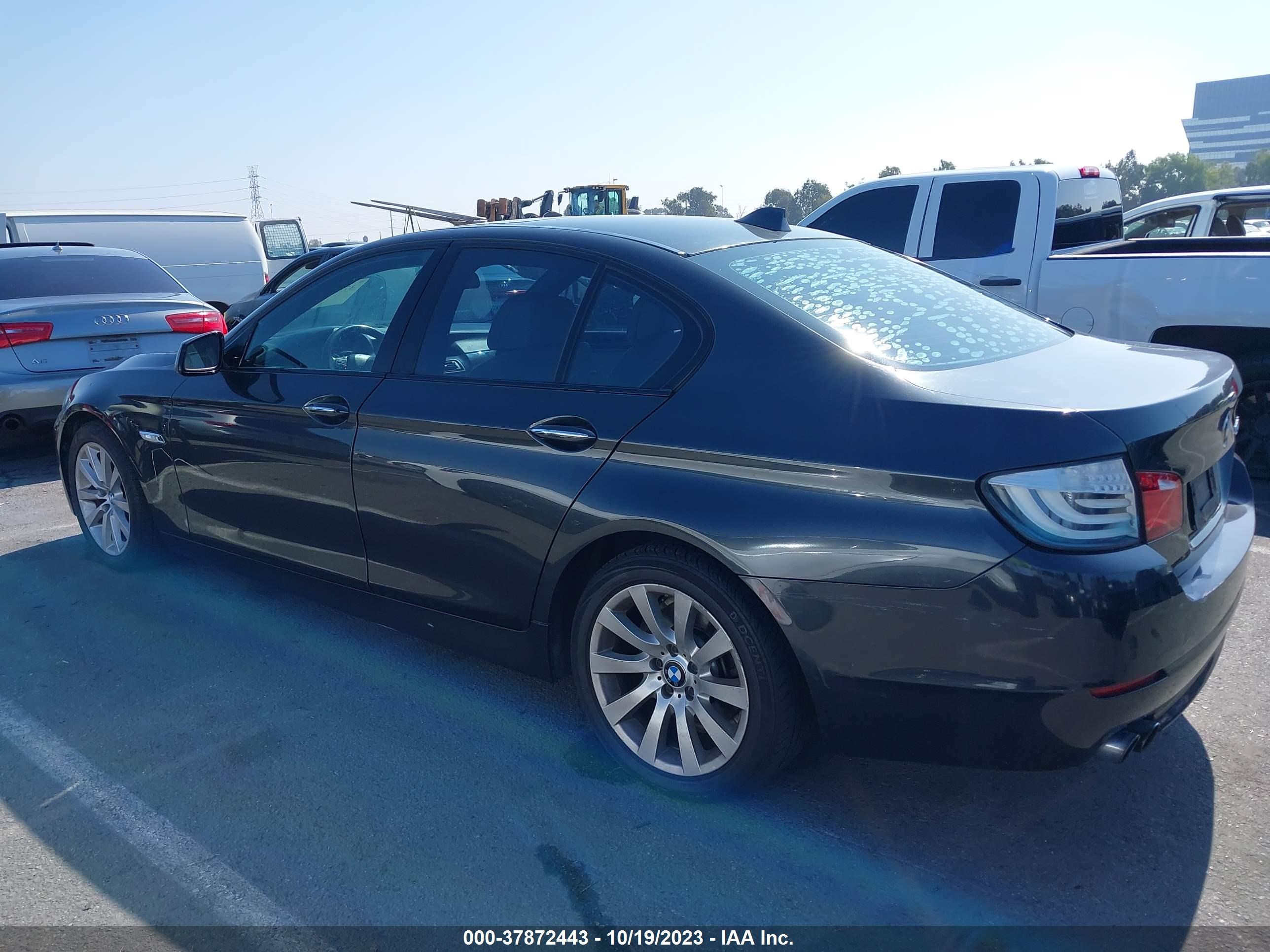 Photo 13 VIN: WBAXG5C5XCDX04084 - BMW 5ER 