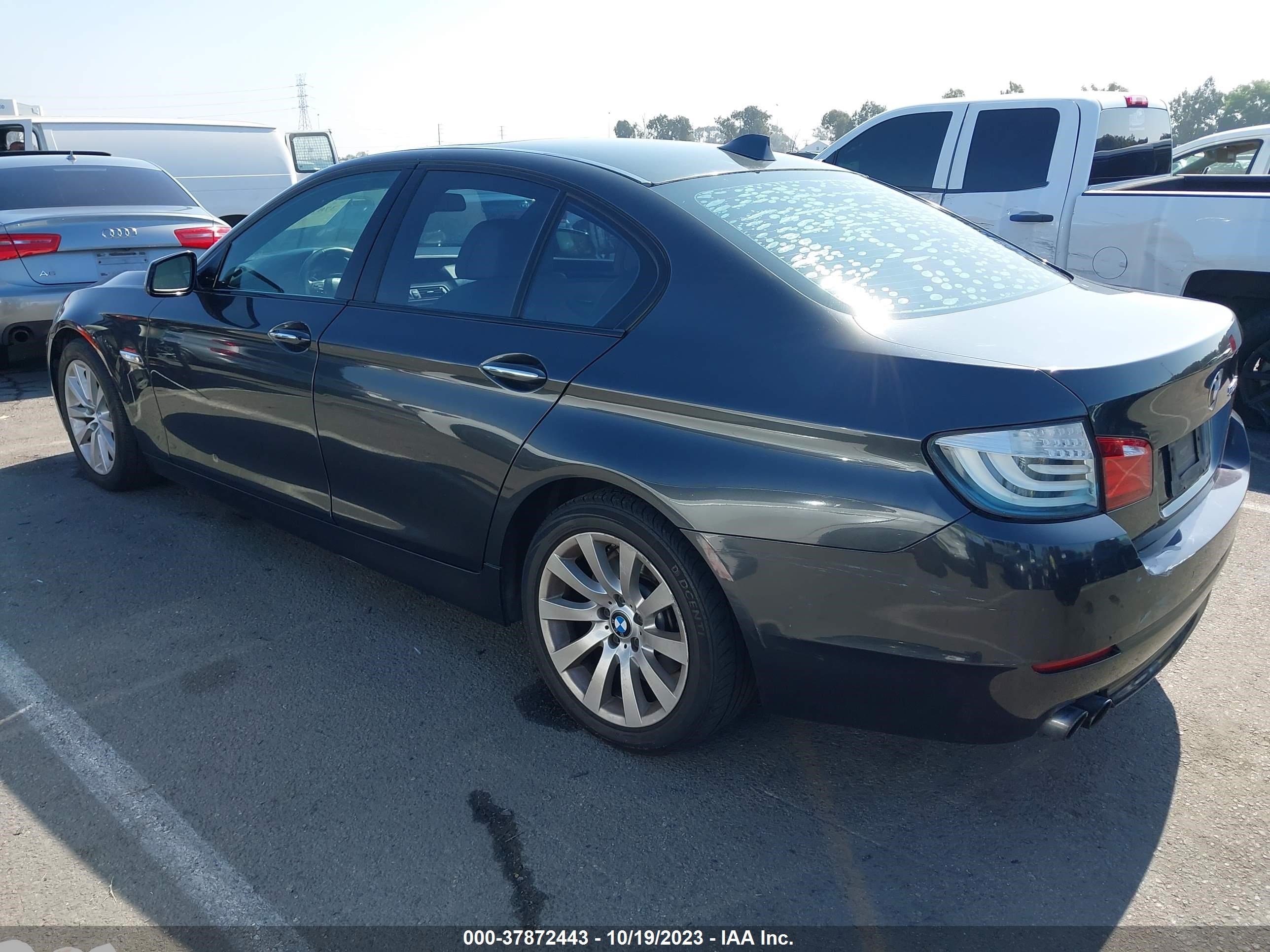 Photo 2 VIN: WBAXG5C5XCDX04084 - BMW 5ER 