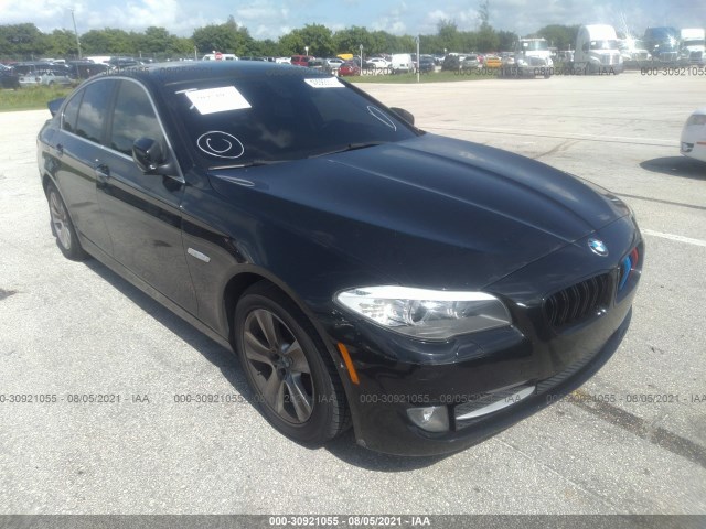 Photo 0 VIN: WBAXG5C5XCDX06420 - BMW 5 