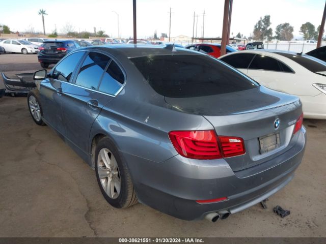 Photo 2 VIN: WBAXG5C5XCDY29067 - BMW 528I 