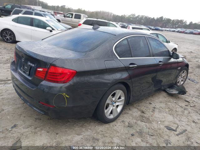 Photo 3 VIN: WBAXG5C5XDD230638 - BMW 528 I 