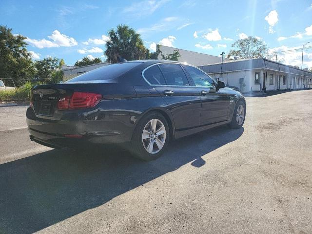 Photo 3 VIN: WBAXH5C50CDW05691 - BMW 528 XI 