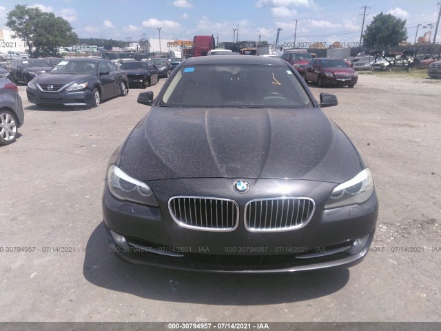 Photo 5 VIN: WBAXH5C50CDW11023 - BMW 5 