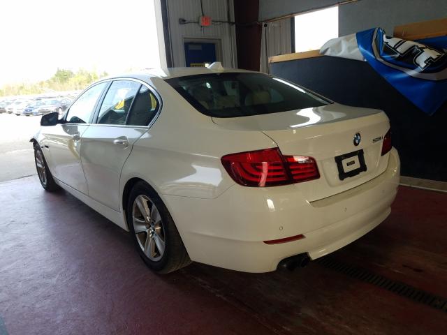 Photo 2 VIN: WBAXH5C50CDW11555 - BMW 528 XI 