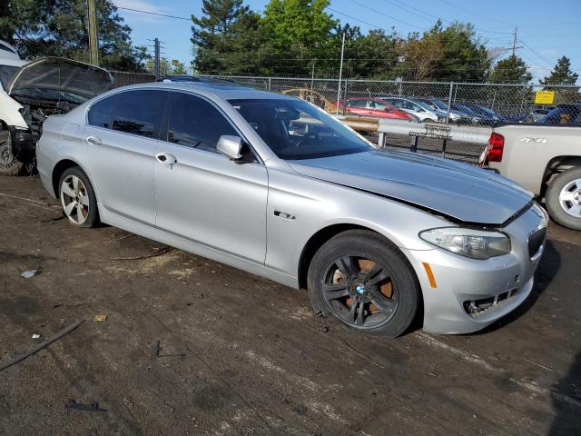 Photo 3 VIN: WBAXH5C50DDW15221 - BMW 5 SERIES 