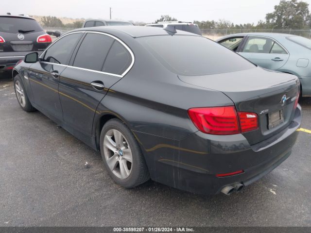 Photo 2 VIN: WBAXH5C50DDW15574 - BMW 528I 