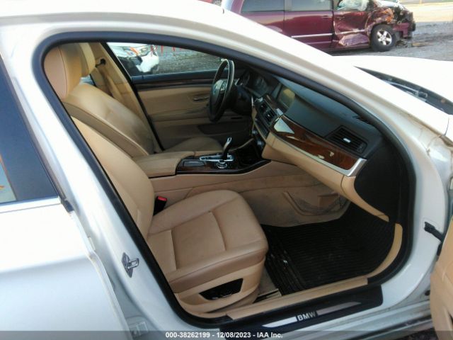 Photo 4 VIN: WBAXH5C51CDW07143 - BMW 528I 