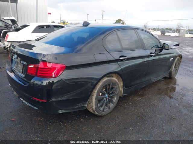 Photo 3 VIN: WBAXH5C51CDW10835 - BMW 528I 