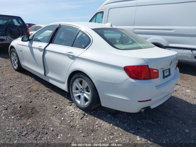 Photo 2 VIN: WBAXH5C51DD109882 - BMW 528I 