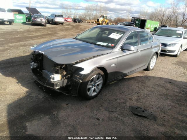 Photo 1 VIN: WBAXH5C51DD114404 - BMW 528I 