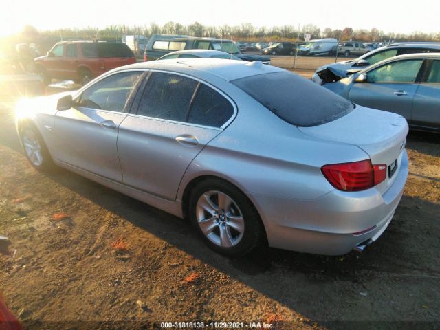 Photo 2 VIN: WBAXH5C52CC594893 - BMW 5 