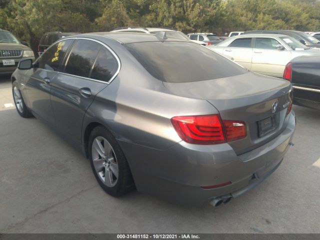 Photo 2 VIN: WBAXH5C52CDW06972 - BMW 5 