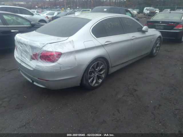 Photo 3 VIN: WBAXH5C52CDW11265 - BMW 528I 