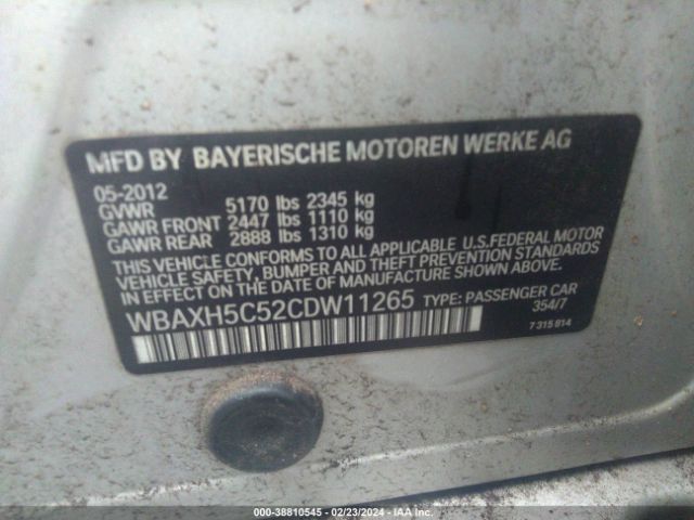 Photo 8 VIN: WBAXH5C52CDW11265 - BMW 528I 