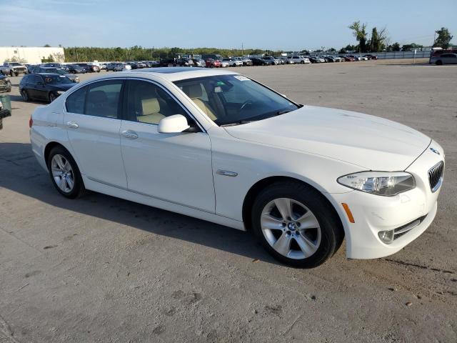 Photo 3 VIN: WBAXH5C52DD108529 - BMW 528XI 