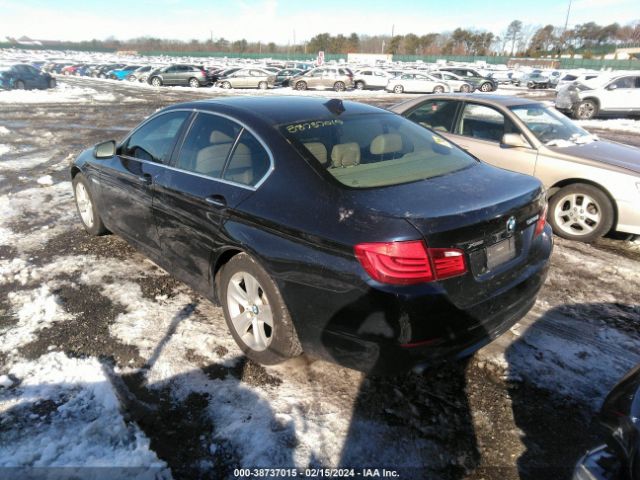 Photo 2 VIN: WBAXH5C52DDW13003 - BMW 528I 