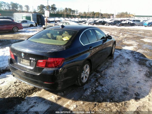 Photo 3 VIN: WBAXH5C52DDW13003 - BMW 528I 