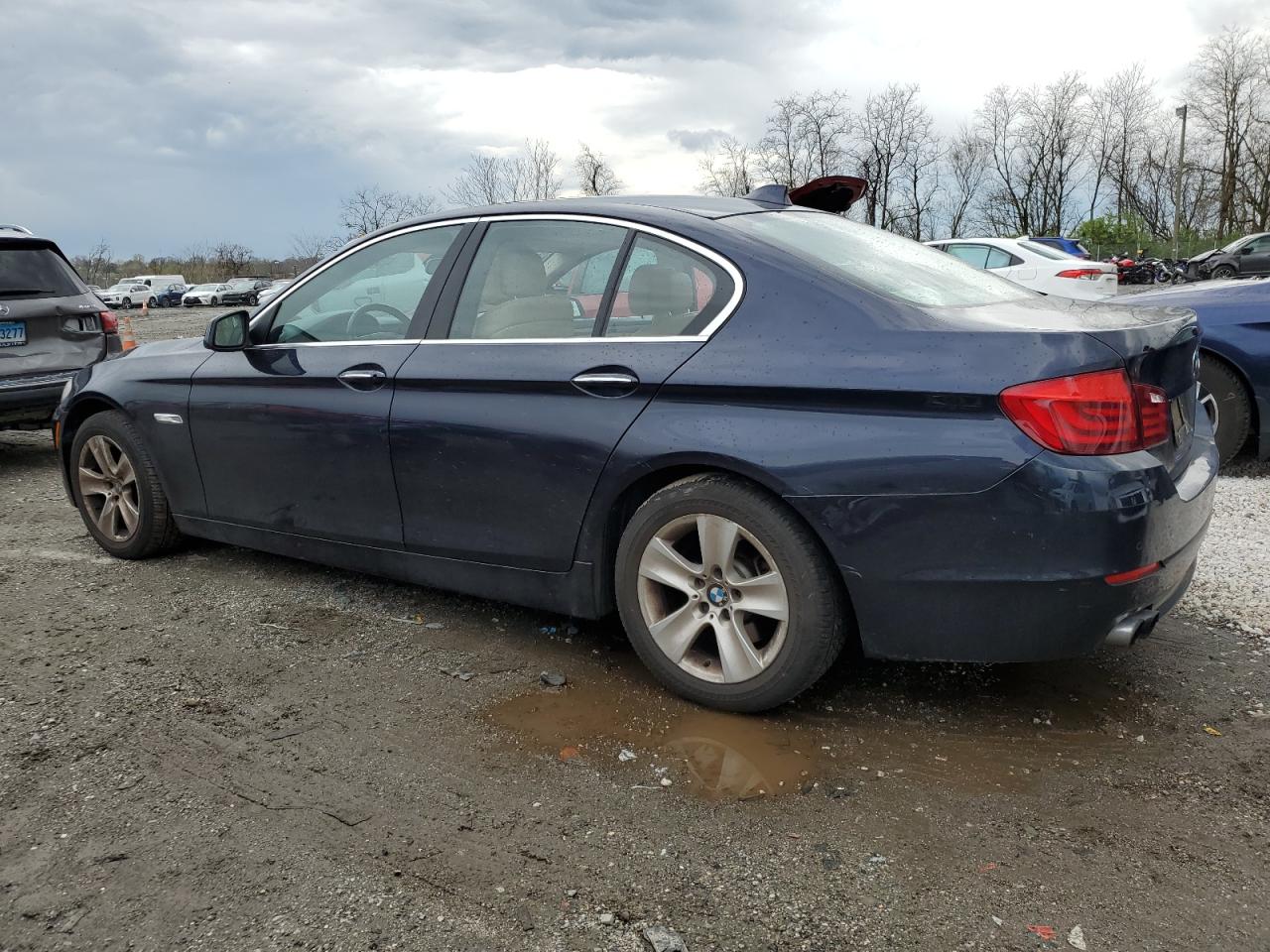 Photo 1 VIN: WBAXH5C53CDW02266 - BMW 5ER 