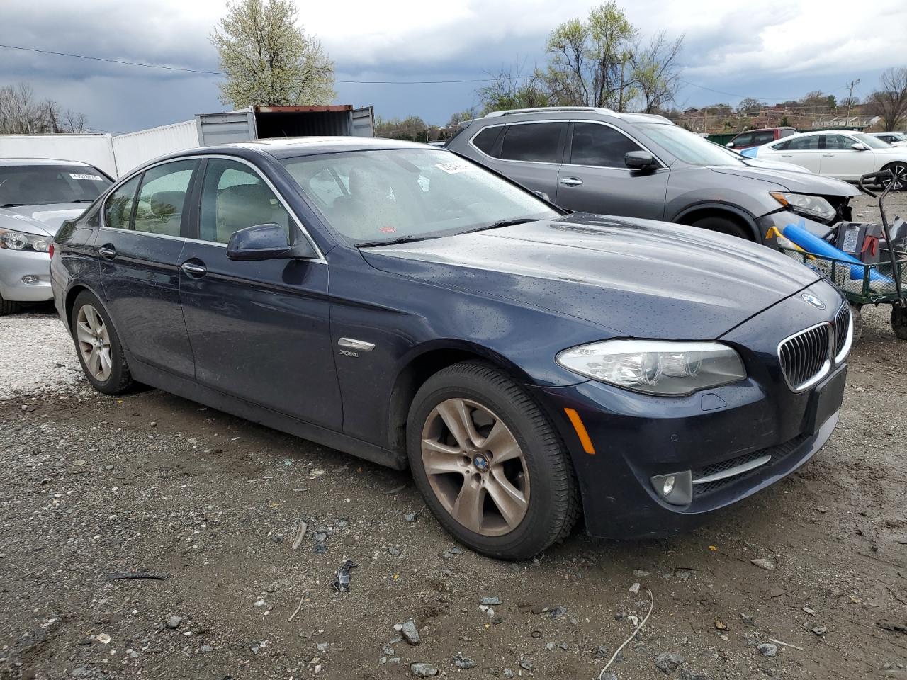 Photo 3 VIN: WBAXH5C53CDW02266 - BMW 5ER 