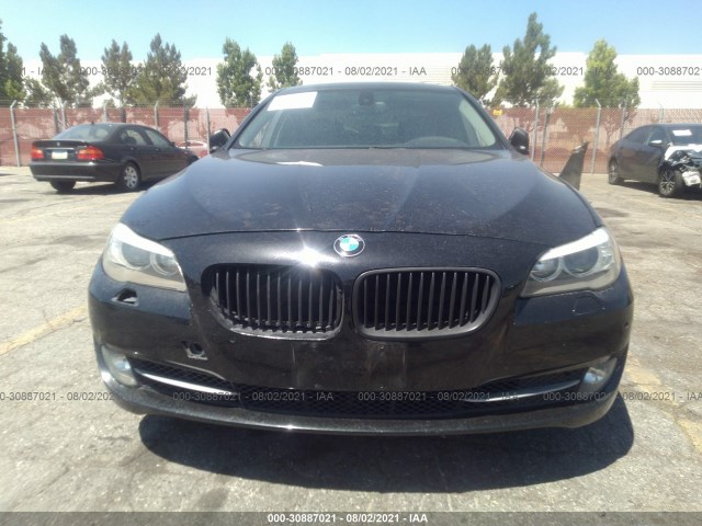 Photo 5 VIN: WBAXH5C53CDW03093 - BMW 5 