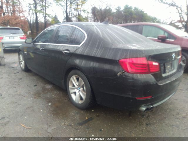 Photo 2 VIN: WBAXH5C53CDW05264 - BMW 528I 